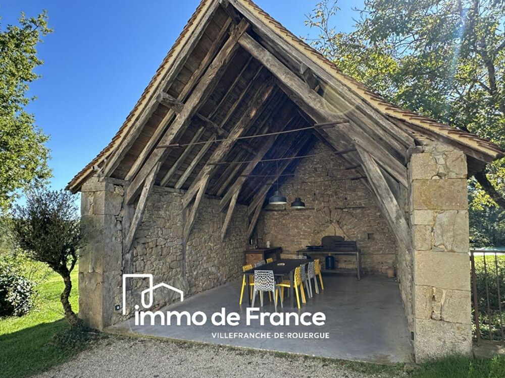Vente Maison Maison bourgeoise sur terrain de 17210 m² avec piscine Villeneuve