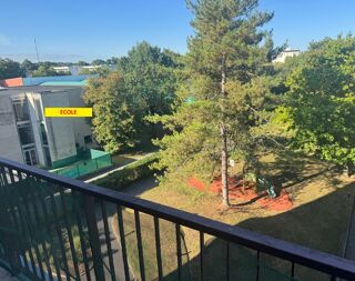  Appartement � louer 5 pi�ces 99 m�