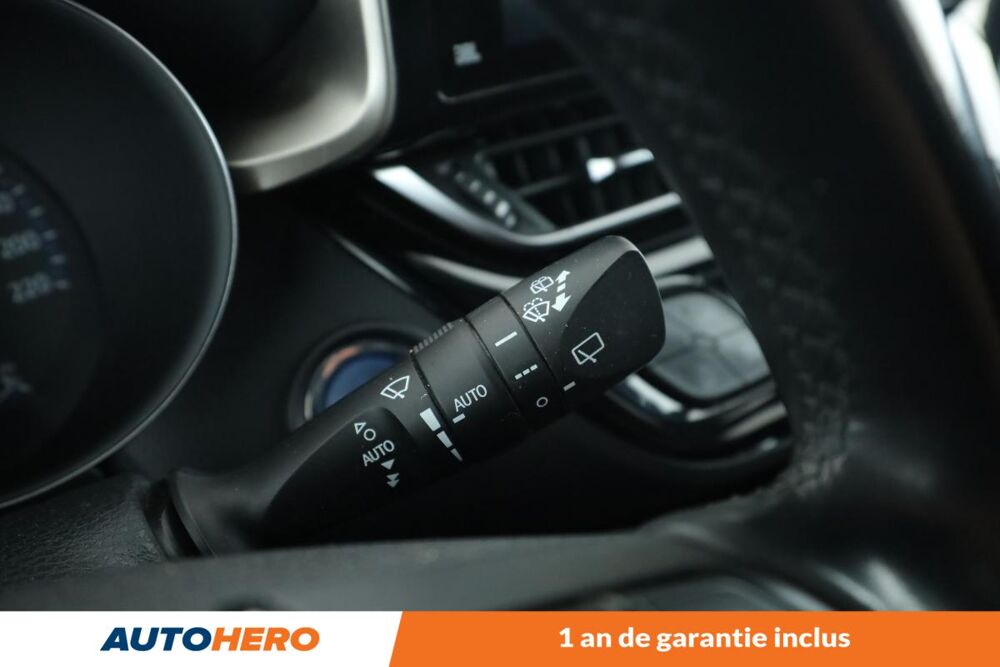 C-HR 1.8 Hybride Dynamic 122 ch 2019 occasion 92130 Issy-les-Moulineaux