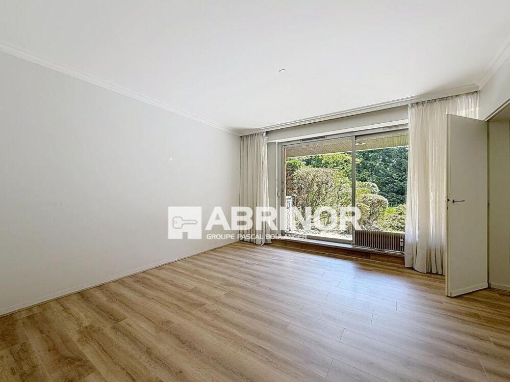 Vente Appartement DELORY - MAGNIFIQUE T4 DANS UNE RESIDENCE DE GRAND STANDING - 2 GARAGES - 2 PARKING - 2 CAVES Roubaix