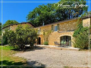  Propriété/château à vendre 8 pièces 380 m²