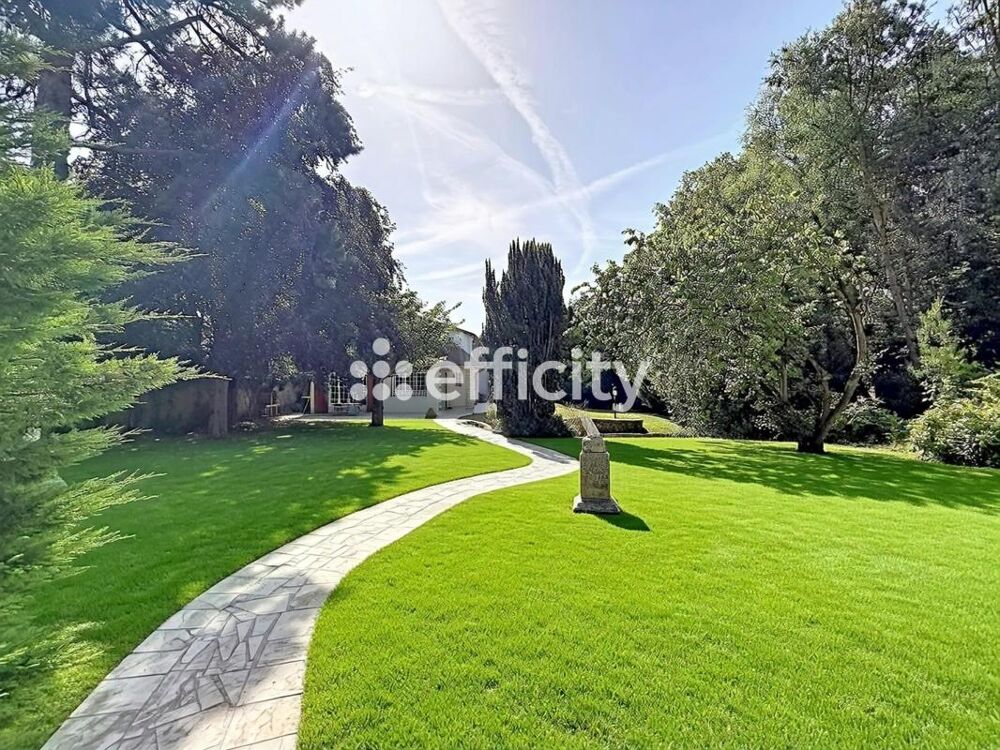Vente Villa Villa Villecresnes