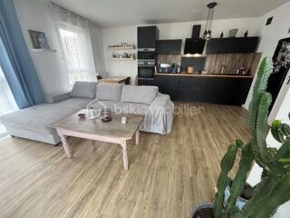  Duplex/triplex à vendre 3 pièces 70 m²