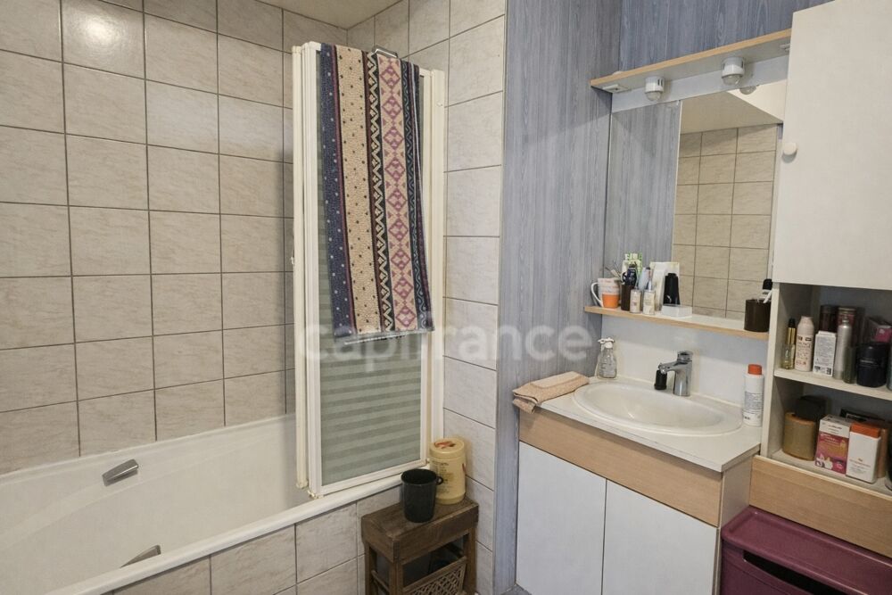 Vente Appartement Appartement 2 chambres avec extérieur privatif et dépendance - à vendre MOUCHARD (39330) Mouchard