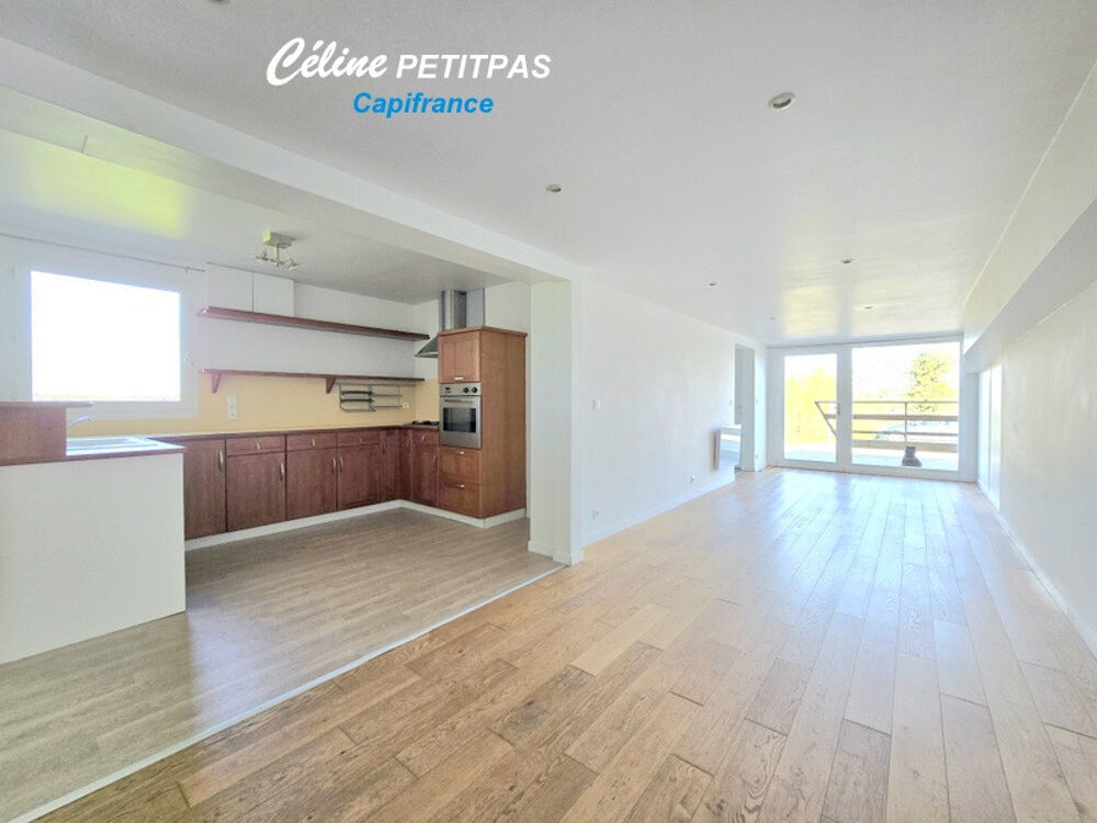 Maison atypique  Iffendic  7 pièces  135 m² habitables  845 m² de terrain
