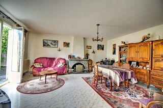  Propri�t�/ch�teau � vendre 7 pi�ces 239 m�