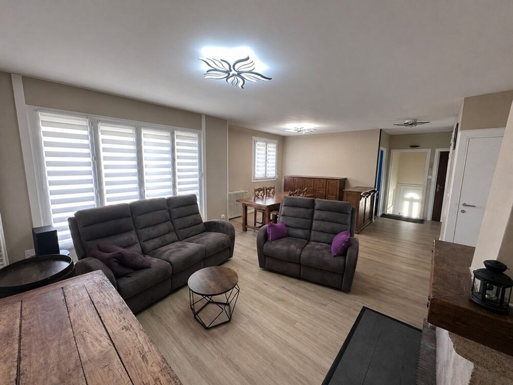 À vendre  Maison familiale avec sous-sol aménagé sur terrain de 800 m²