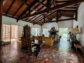  Maison � vendre 8 pi�ces 258 m�