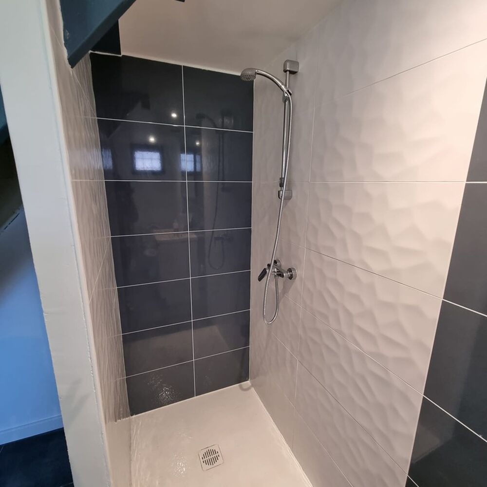 Vente Maison Maison rénovée avec 2 Appartements T3 avec terrain individuel et garage à MORCENX (40) - Morcenx