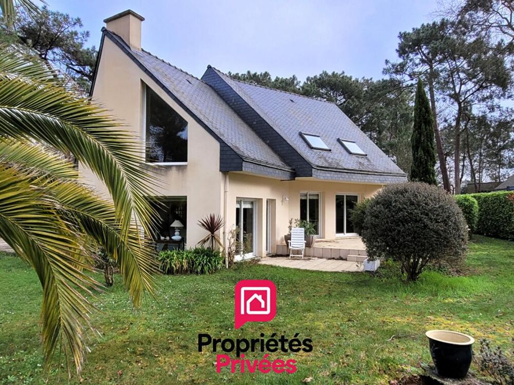 29950 CLOHARS FOUESNANT Maison contemporaine 6 pièce(s) 183 m2 environ