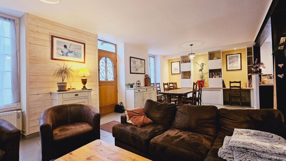 Vente Maison BOURGES MAISON 163M² 5 PIECES 4 CHAMBRES Bourges