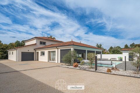   Villa Villa - 8 pièce(s) - 250 m²