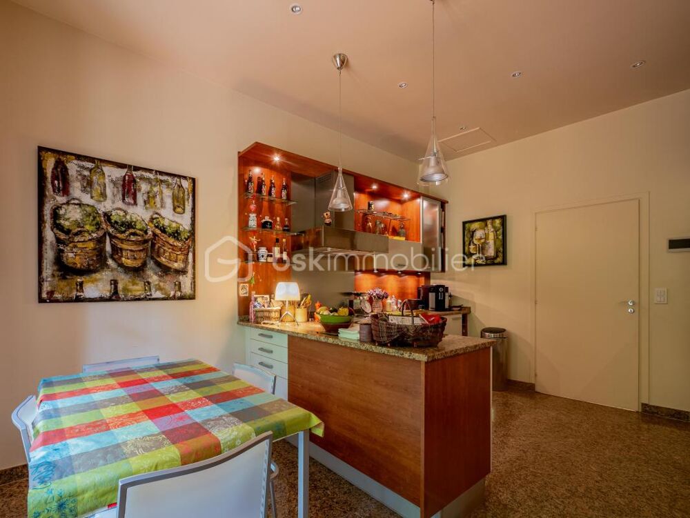 à vendre  Propriété/château Maillot (89100)