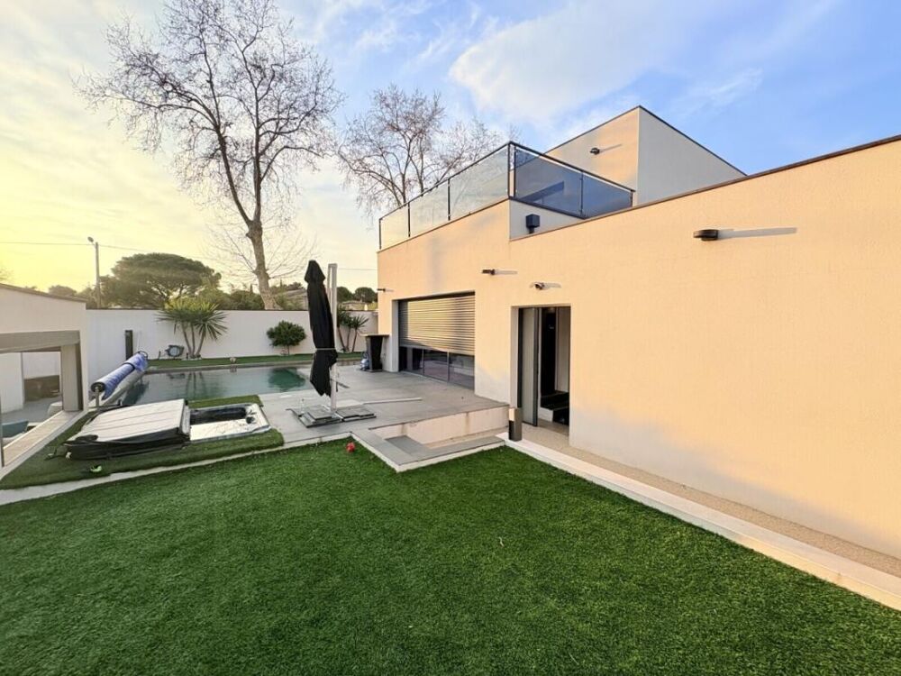Maison - Castelnau-le-Lez - 220m²