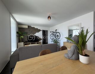  Appartement à louer 3 pièces 65 m²