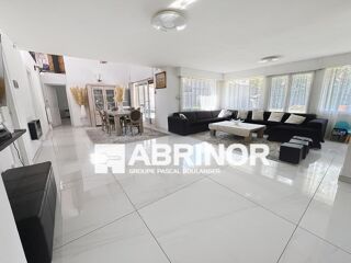  Maison � vendre 6 pi�ces 196 m�