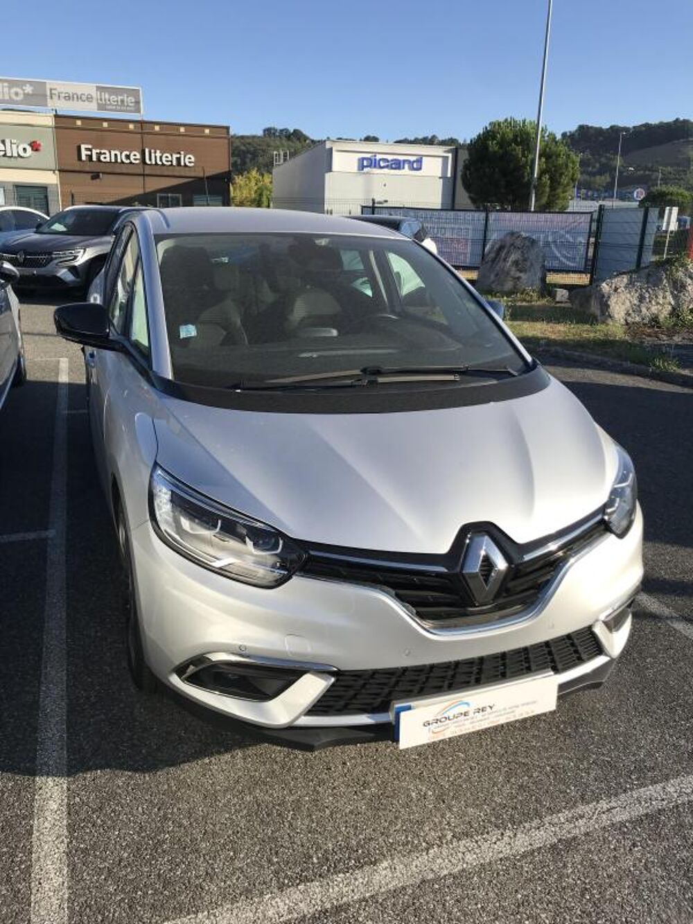 Grand scenic IV IV TCE 140 BUSINESS 7 P 2022 occasion 38160 Chatte