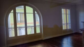  Appartement à louer 2 pièces 45 m²