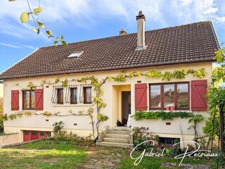 Vente Maison Maison familiale 6 pièces, 5 chambres, 122,80 m², Terrain de 1 848 m² Saint benoit sur seine