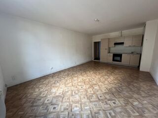  Appartement à louer 1 pièce 25 m²
