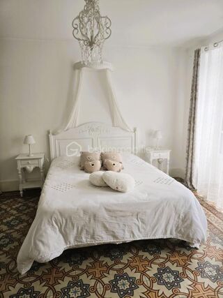  Maison � vendre 9 pi�ces 200 m�