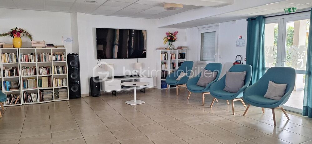 ? À VENDRE  Appartement T2 en Résidence Senior  Investissement sécurisé ou futur lieu de vie paisible