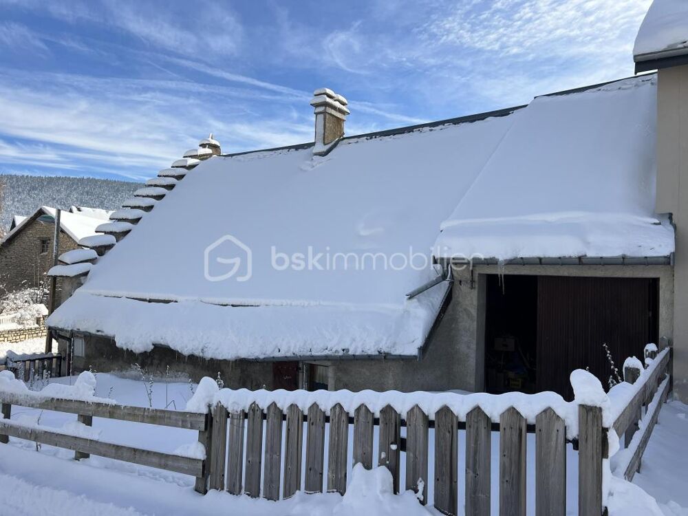 ? Maison de caractère avec immense potentiel au pied des pistes