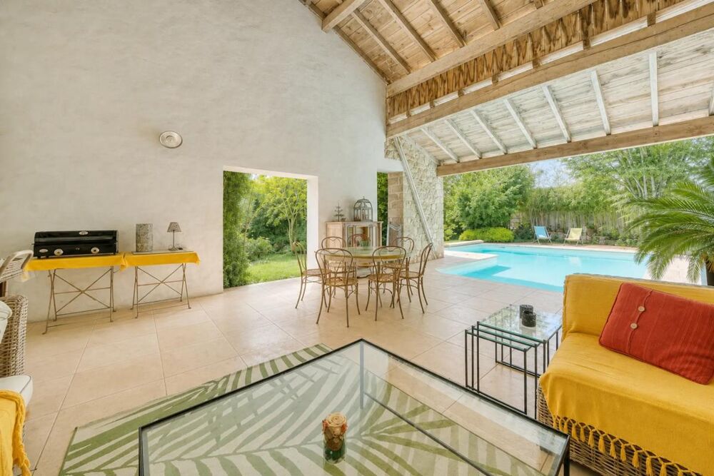 Maison de 8 pièces de 270 m² à Sainte-Gemme