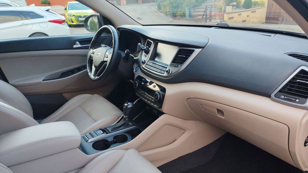 Tucson 2.0 CRDi 136 BVA6 Executive - Automatique Toit ouvrant 2016 occasion 68000 Colmar