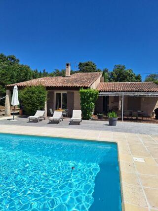 Maison 8 pièces 163 m² · à Le Thoronet · 163 m² · 670 000 €