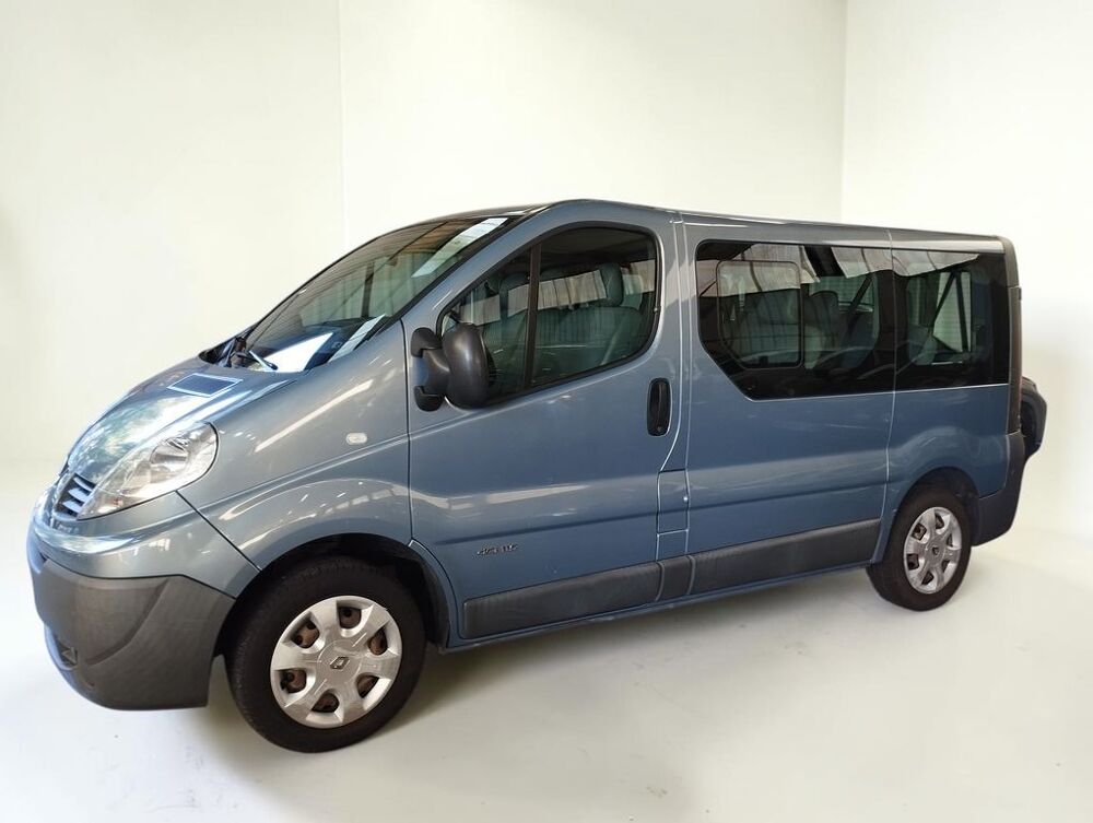 Trafic 2.0 DCI 115 AUTH L1H1 9PLCACES 2010 occasion 06640 Saint-Jeannet
