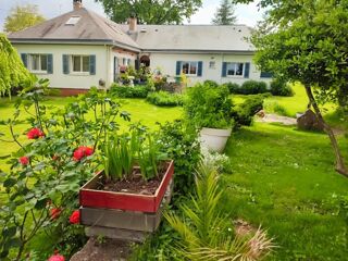  Maison � vendre 9 pi�ces 321 m�