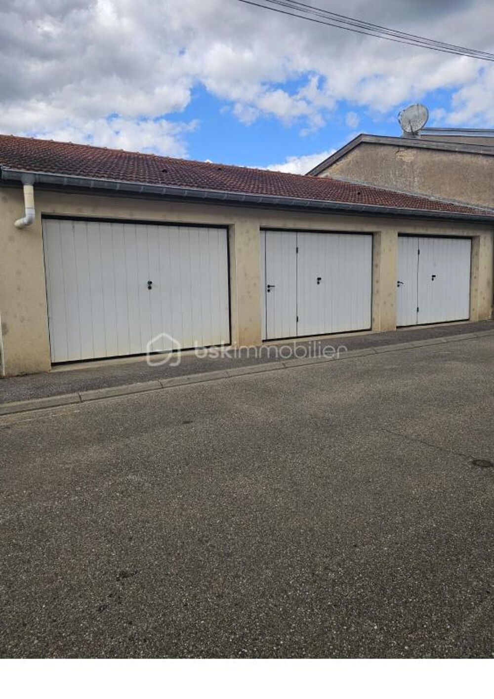 Charmante maison des années 40 avec terrasse en plein coeur de la ville