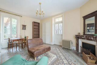  Maison � vendre 10 pi�ces 240 m�