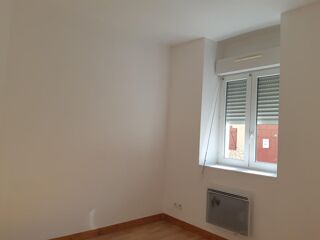  Appartement à louer 4 pièces 102 m²