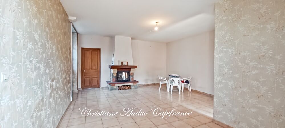 Dompierre-les-Ormes, maison de centre bourg de 122 m² avec 4 chambres, jardin, sur terrain de 500 m²