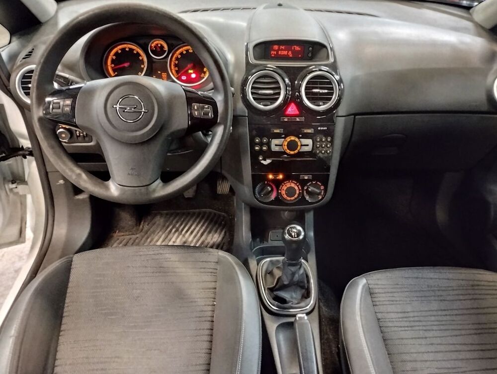 Corsa 1.2 TWINPORT 85 5P 2014 occasion 06640 Saint-Jeannet