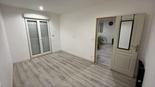  Immeuble à vendre 10 pièces 169 m²
