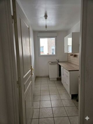  Appartement à louer 3 pièces 60 m²