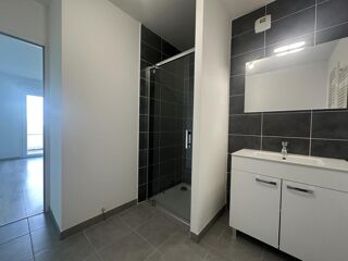 Appartement à louer 2 pièces 43 m²