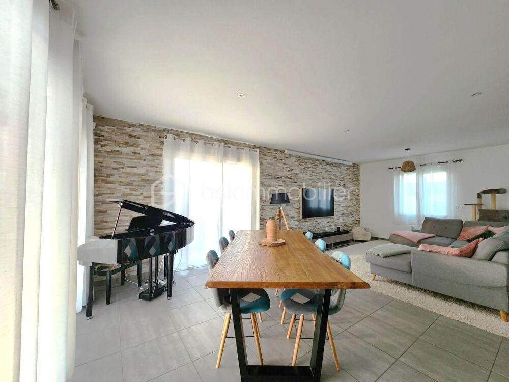 Villa de 2018 avec trois chambres