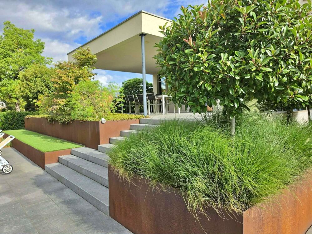Maison à vendre 9 pièces KEMBS LOECHLE (68).Belle maison contemporaine de 250 m², 14 ares, avec piscine, en lisière de forêt