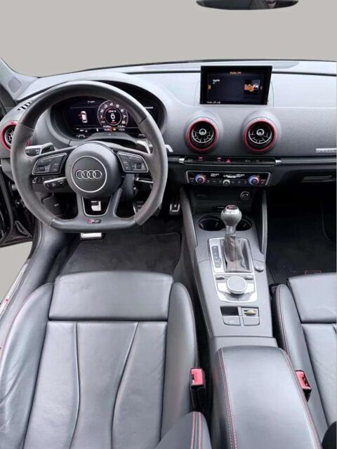 RS3 Sportback • 2.5 TFSI 400ch Toit ouvrant Fullblack 2019 occasion 33600 Pessac