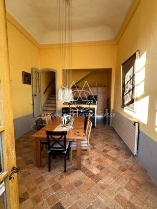  Propri�t�/ch�teau � vendre 15 + pi�ces 800 m�