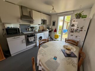  Immeuble à vendre 9 pièces 144 m²