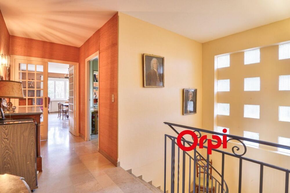 � vendre  Propri�t�/ch�teau �cully (69130)