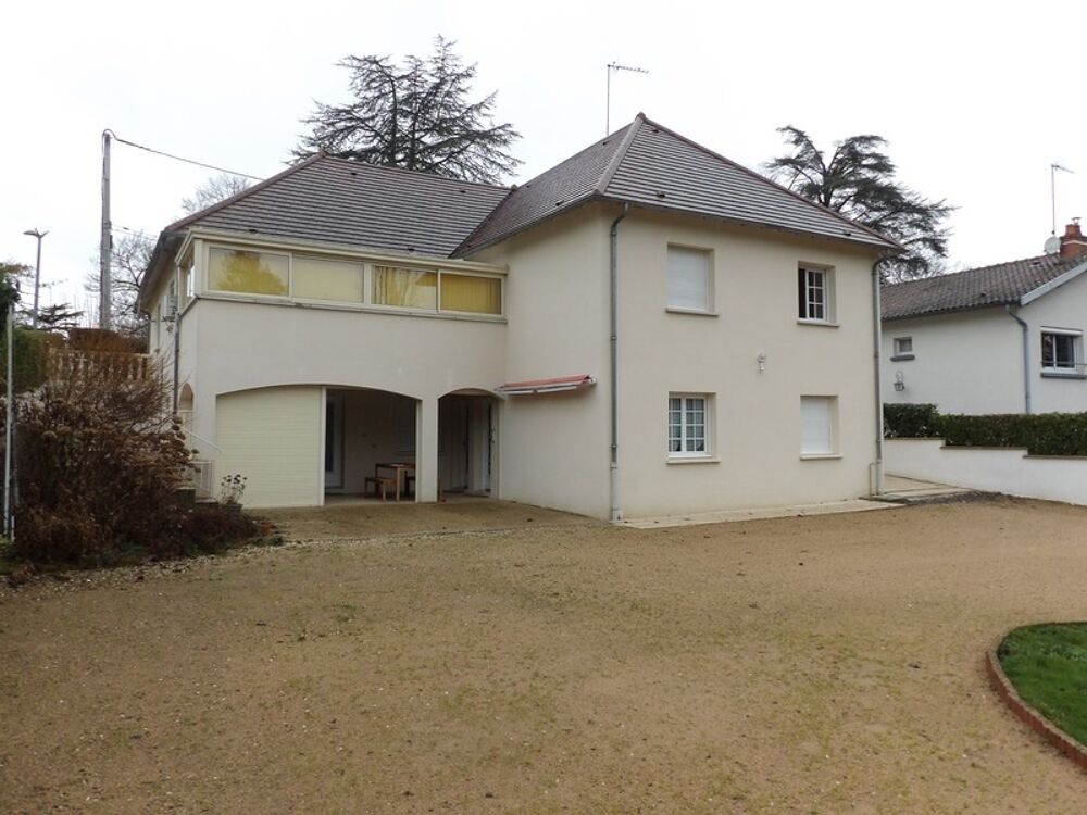 Maison à vendre 12 pièces NERIS LES BAINS (03)
