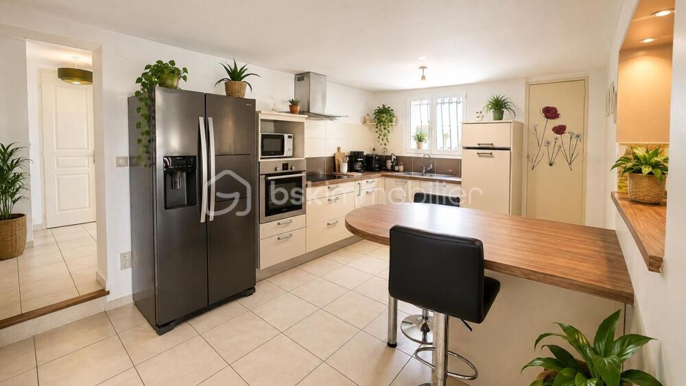 à vendre  Propriété/château Montbazin (34560)