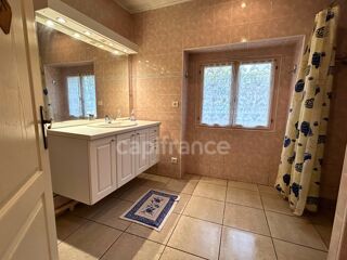  Maison  vendre 8 pices 175 m