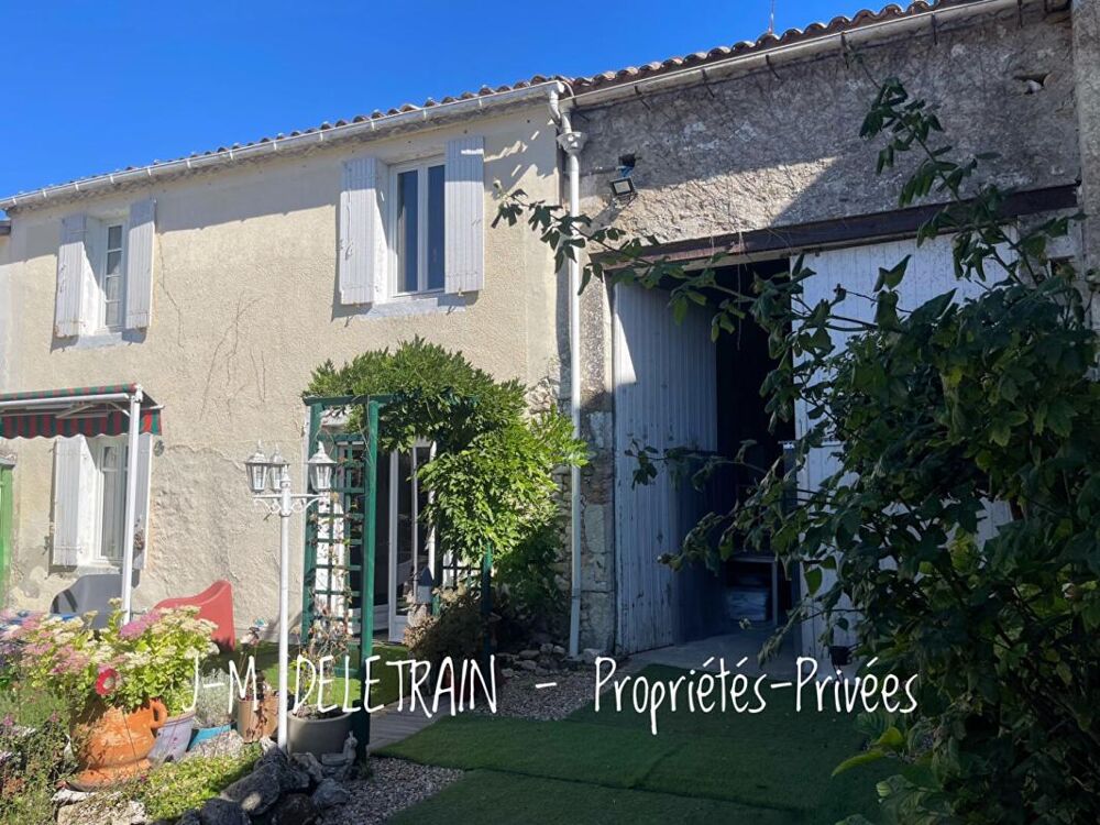 Vente Maison Vélines, maison de bourg en pierre avec atelier d'artiste et grandes dépendances Velines
